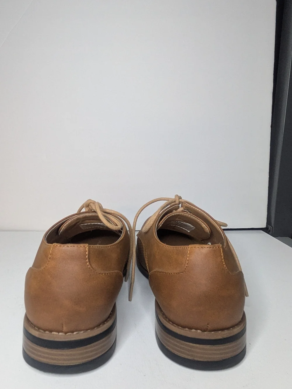 Perry Ellis Tan Leather Oxford Lace-Up